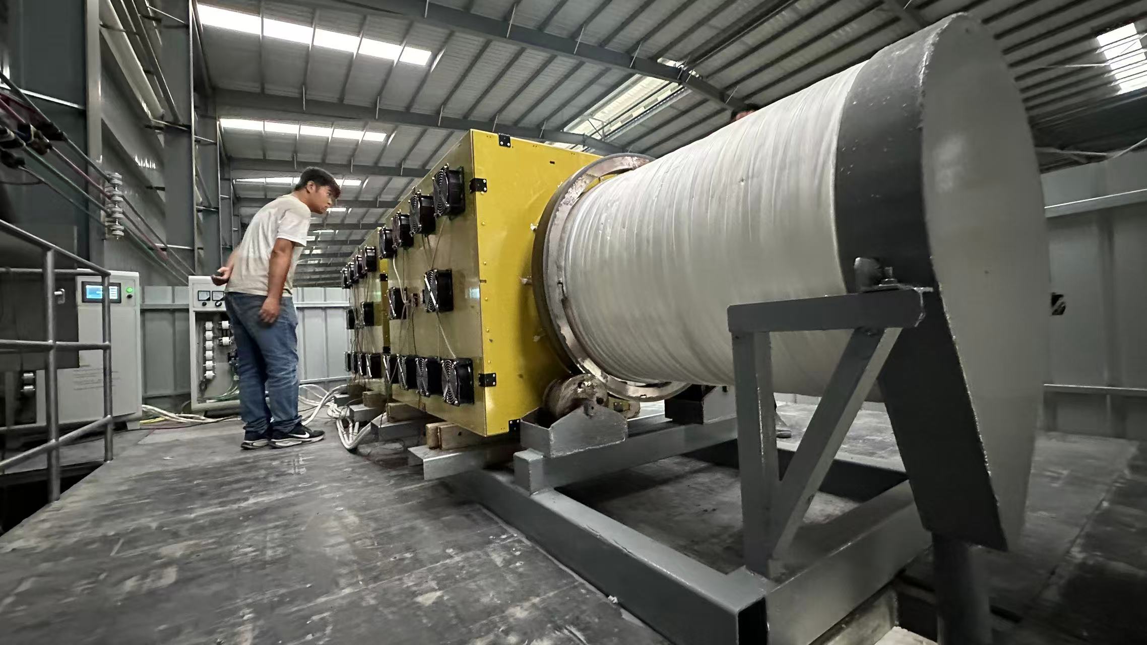 大型滾筒電磁加熱器