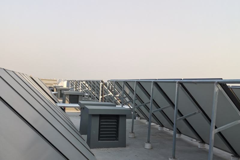 太陽能熱水器廠家 太陽能集熱器的類型介紹
